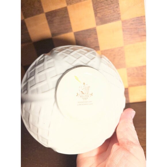 Irish Belleek Bowl with Shamrocks - Picture 5 of 5